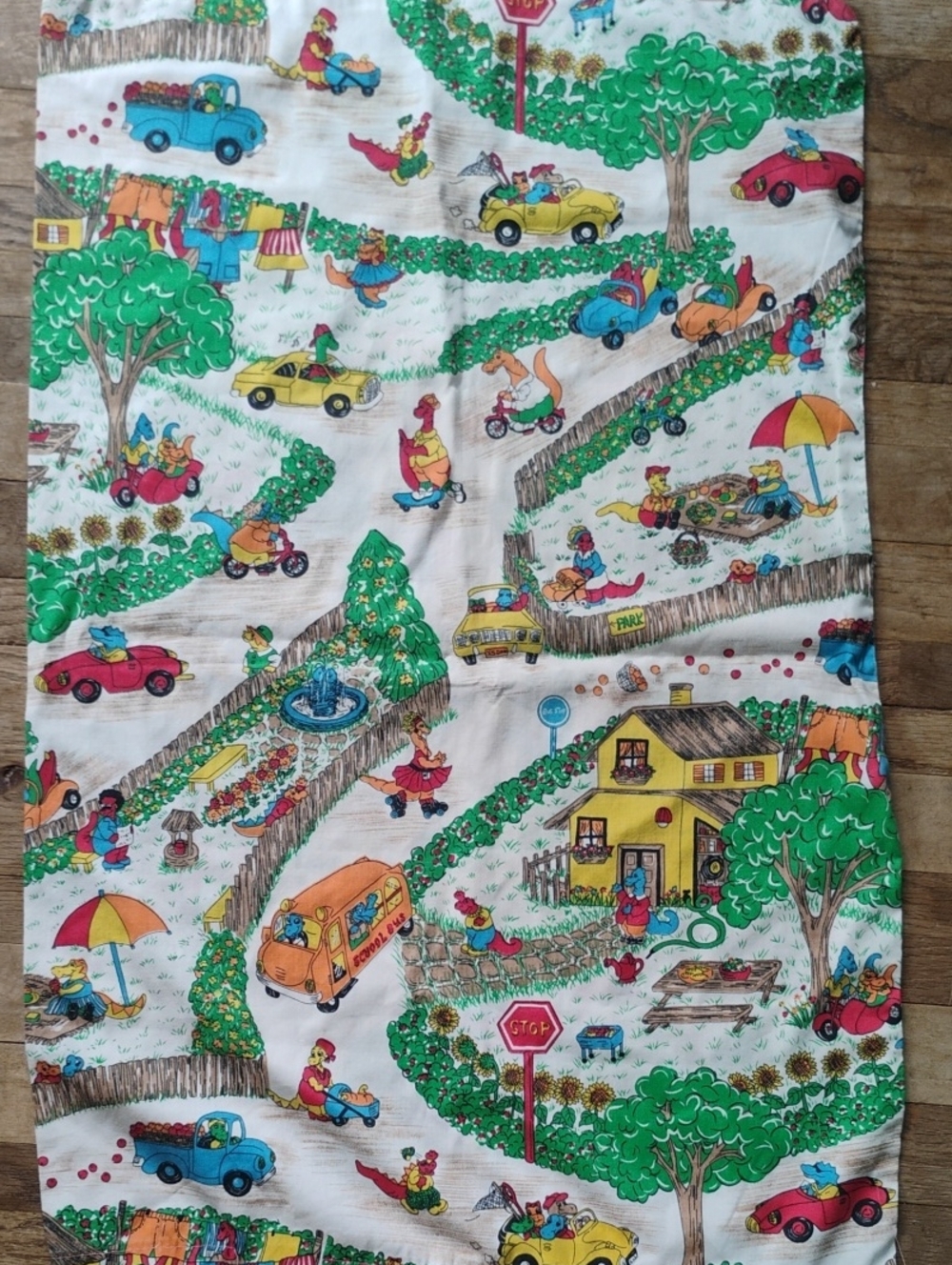 VINTAGE DINOSAURS 🦕 Children's PILLOWCASE  VNVC Handmade